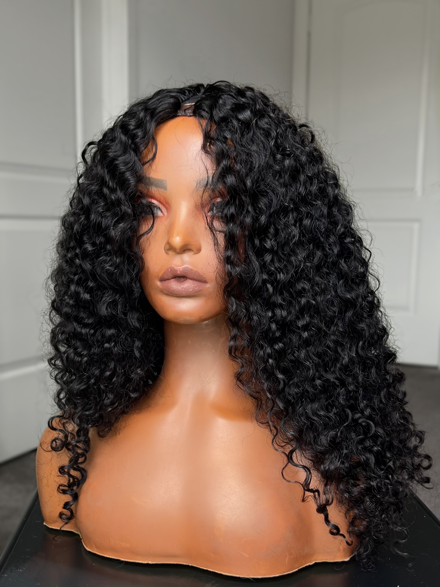 "Tula" U-Part Wig